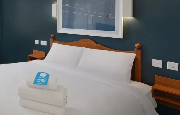Another photo of a Standard Double Room Plus in Derby Pride Park hotel