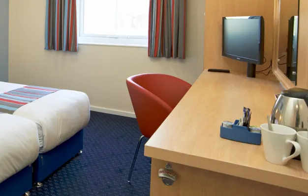 Another photo of a Standard Twin Room in Perth A9 hotel