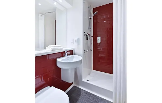 Photo of the ensuite in a Standard Double Room in Stafford Central hotel