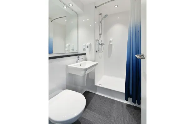 Photo of the ensuite in a Standard Double Room in London Docklands Central hotel