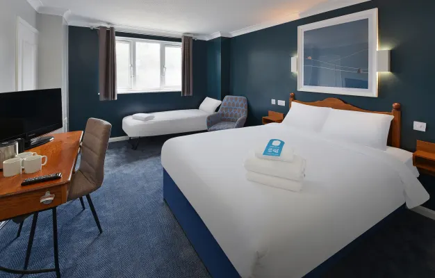 Photo of a Standard Small Family Room in Liverpool Stoneycroft hotel
