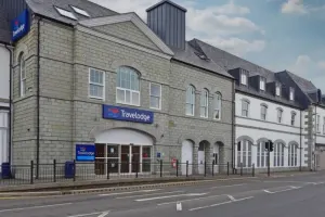 GB2056_KENDAL_TOWN_CENTRE_EXTERIOR_2208.jpg