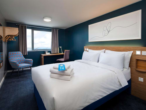 Travelodge London Raynes Park Hotel London Raynes Park Hotels