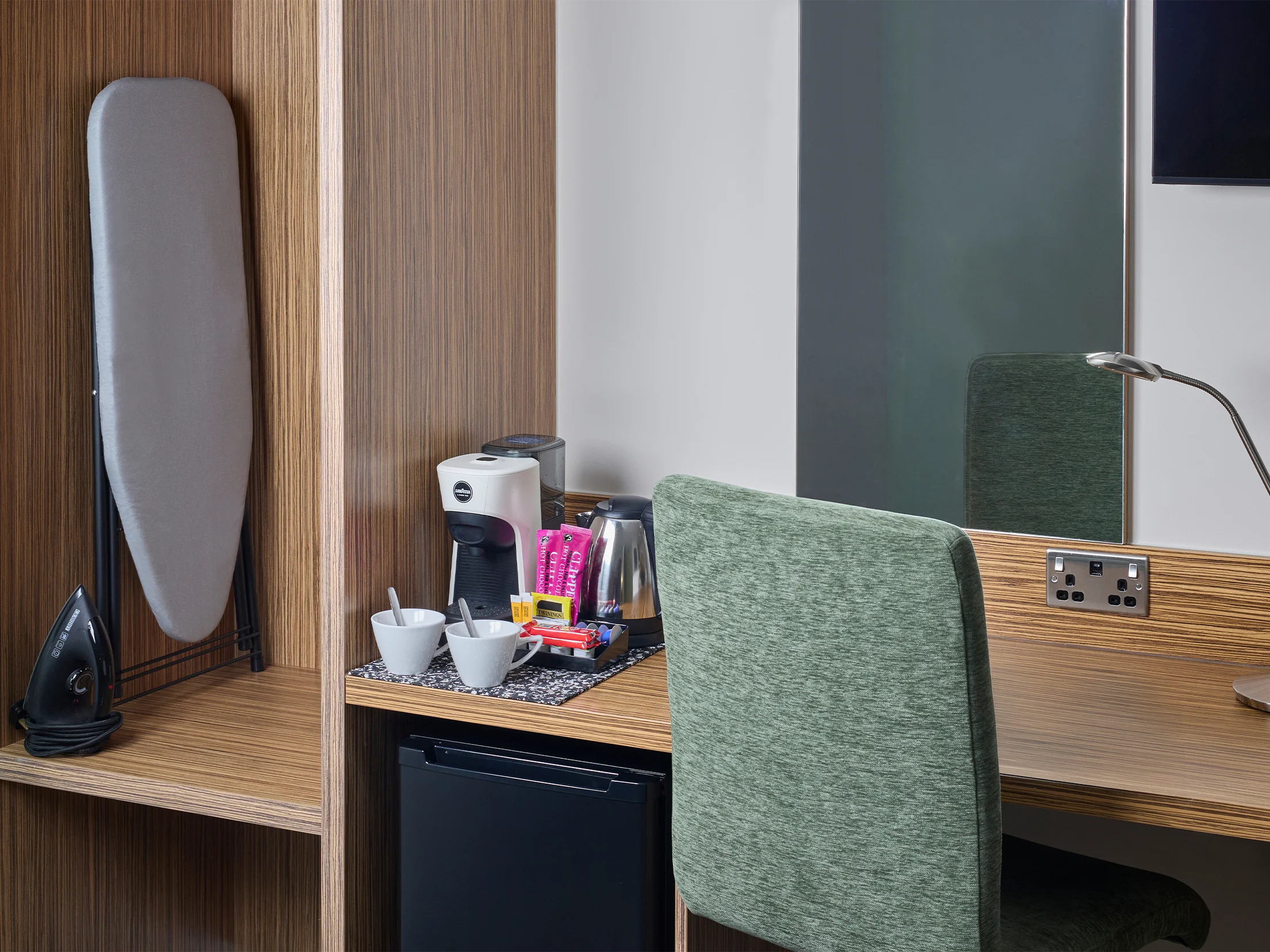 Close-up photo of a Family SuperRoom in Gatwick Airport Central hotel